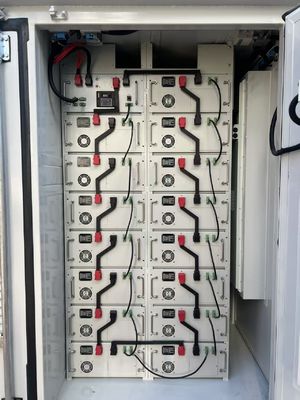 İletişim arayüzü ile gelişmiş BESS Pil Enerji Depolama Sistemi RS485 Rated Grid Voltage AC400V Pcs Güç 50-500KW
