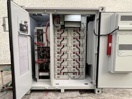 Endüstriyel ve ticari enerji depolama sistemlerinin çeşitli modelleri için gelişmiş LiFePo4 teknolojisi