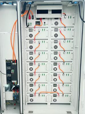 Yüksek Kapasiteli BESS Batarya Enerji Depolama Sistemi, Zirve Yük Değişimi için Optimize Edildi